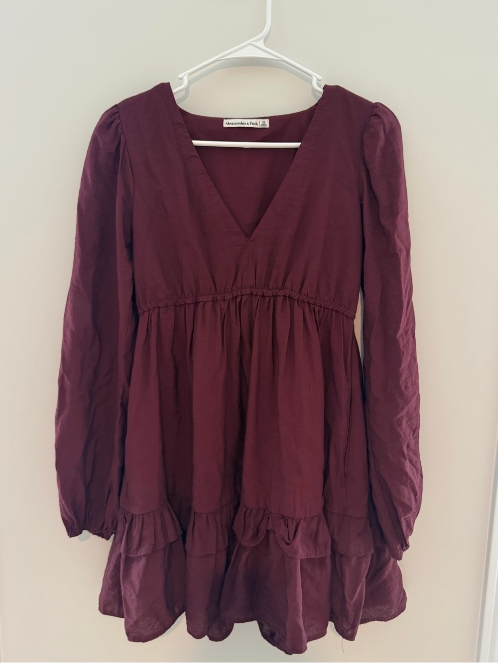 Abercrombie & Fitch Burgundy Long-Sleeve V-Neck Ruffle Hem Mini Dress Women’s XS